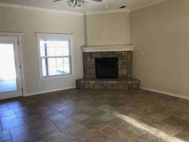 618 Swift Water Dr - Photo 4 of 20