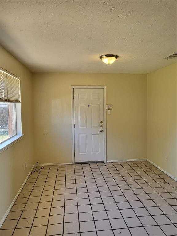 7326 Harold Walker Dr - Photo 5 of 14