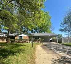 2106 Waymon St - Photo 1 of 1