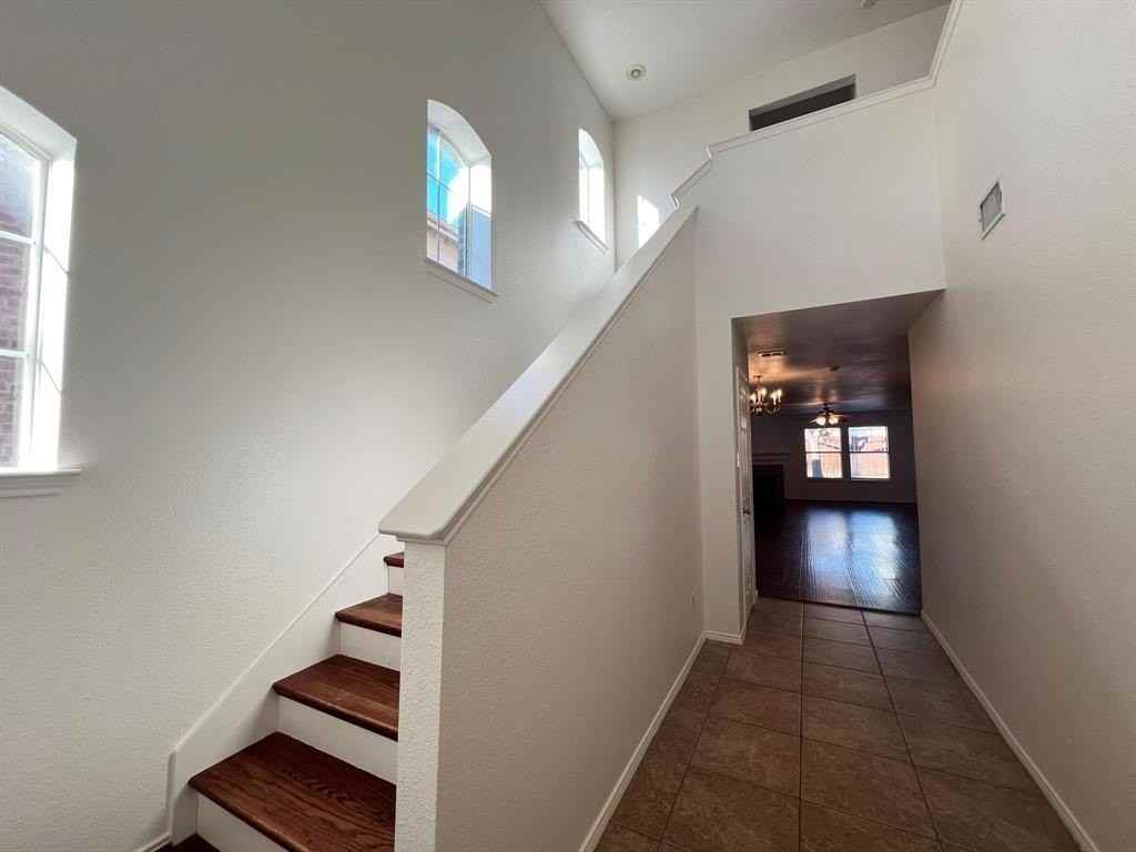 10204 Coolidge Dr - Photo 2 of 29