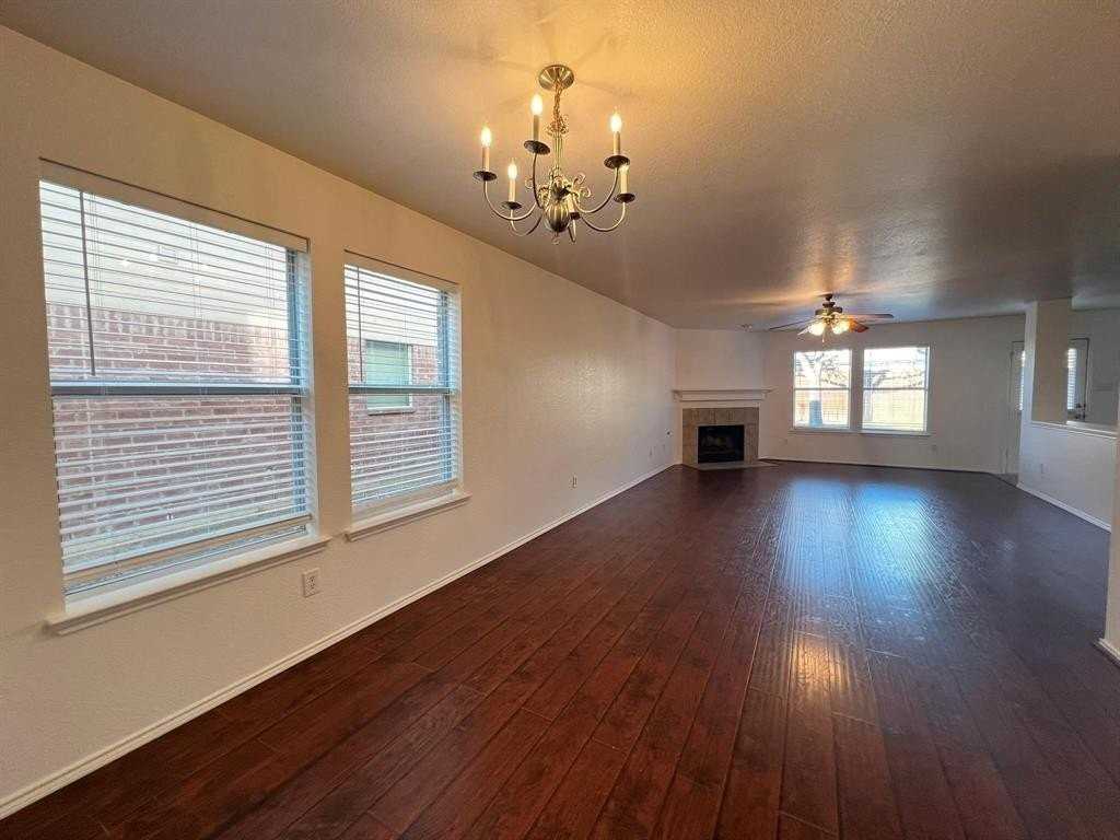 10204 Coolidge Dr - Photo 4 of 29