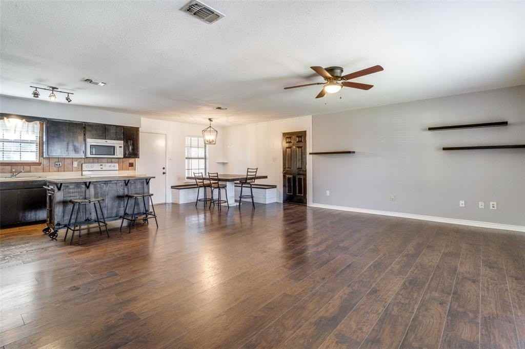 311 W Fern St - Photo 3 of 13