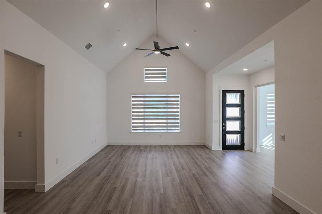 1429 Rose Willow Way - Photo 7 of 22