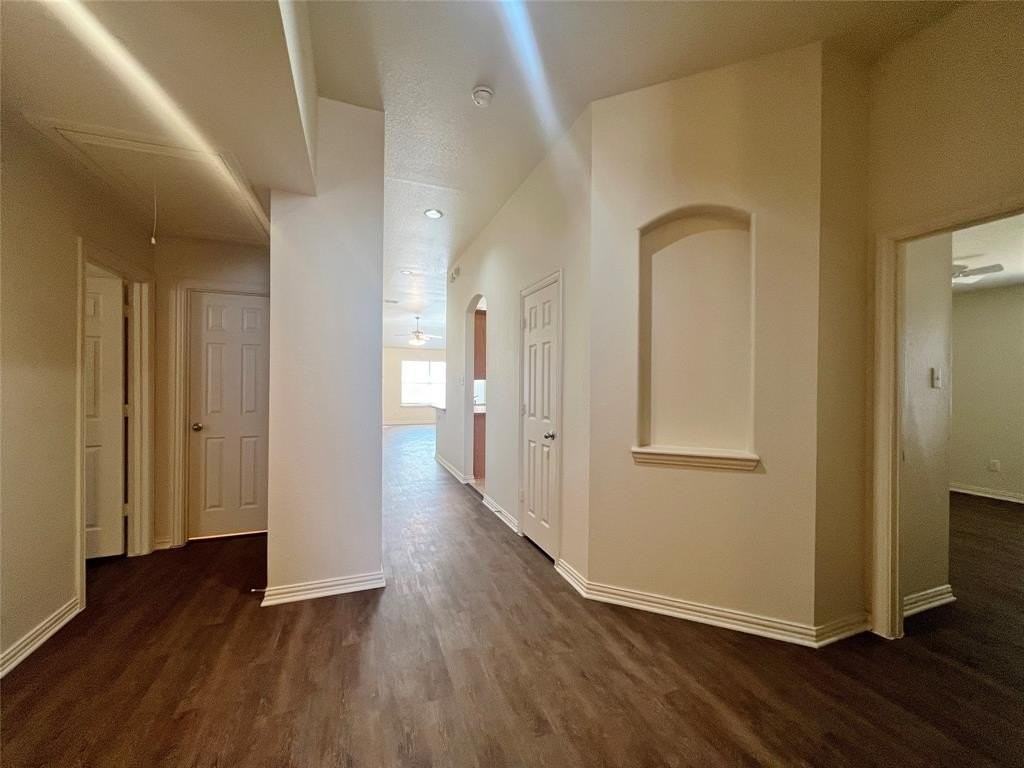 3236 Crofton Dr - Photo 2 of 27