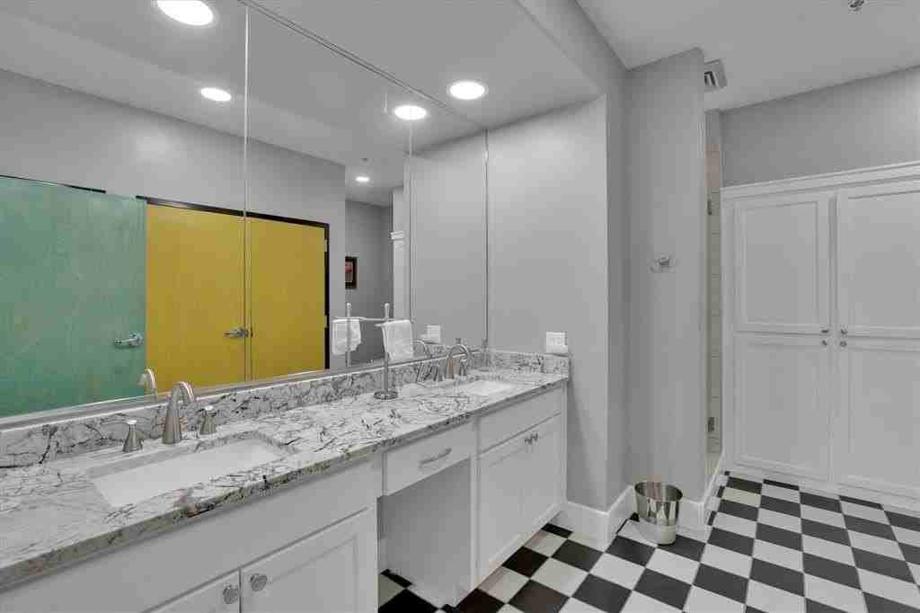 3575 Lone Star Cir #1004 - Photo 5 of 40