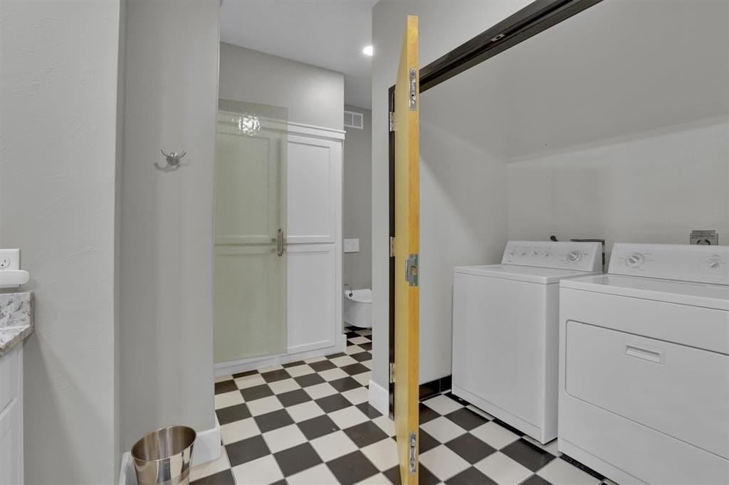 3575 Lone Star Cir #1004 - Photo 6 of 40