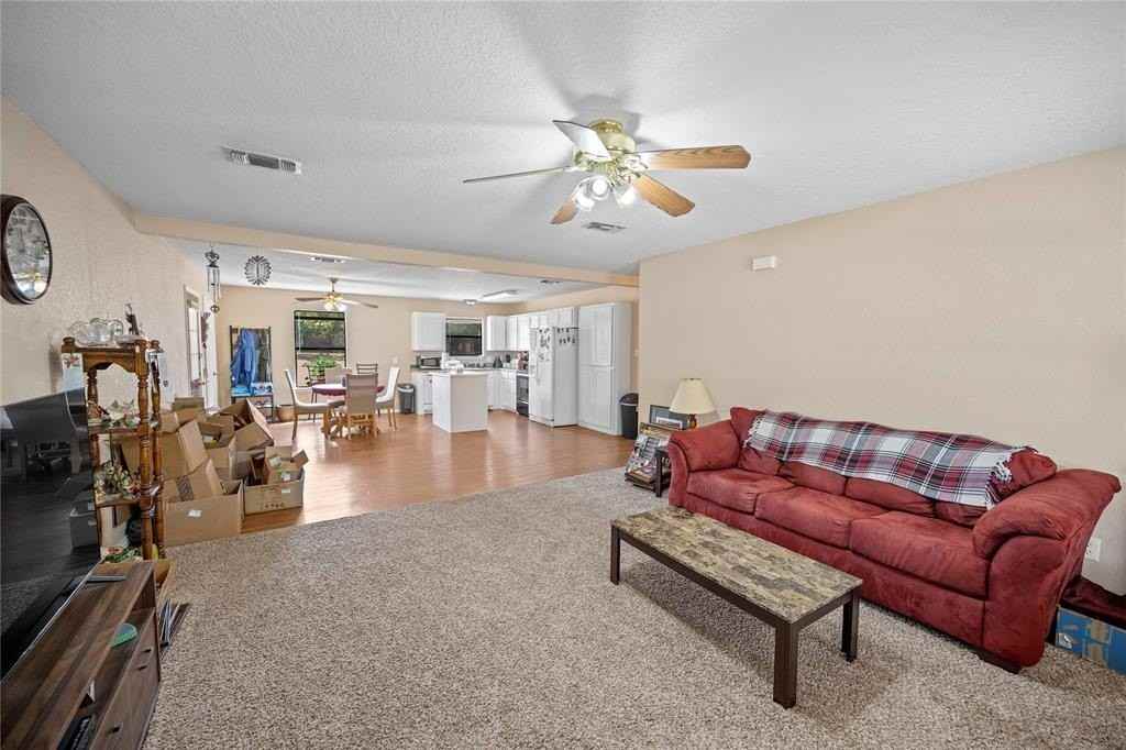 222 Oak Ct - Photo 3 of 22