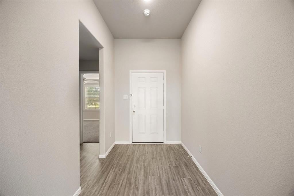 4805 Cleves Ave - Photo 4 of 39