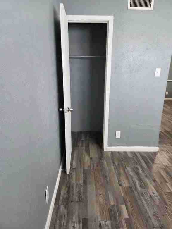 403 N 12th St - Photo 5 of 8