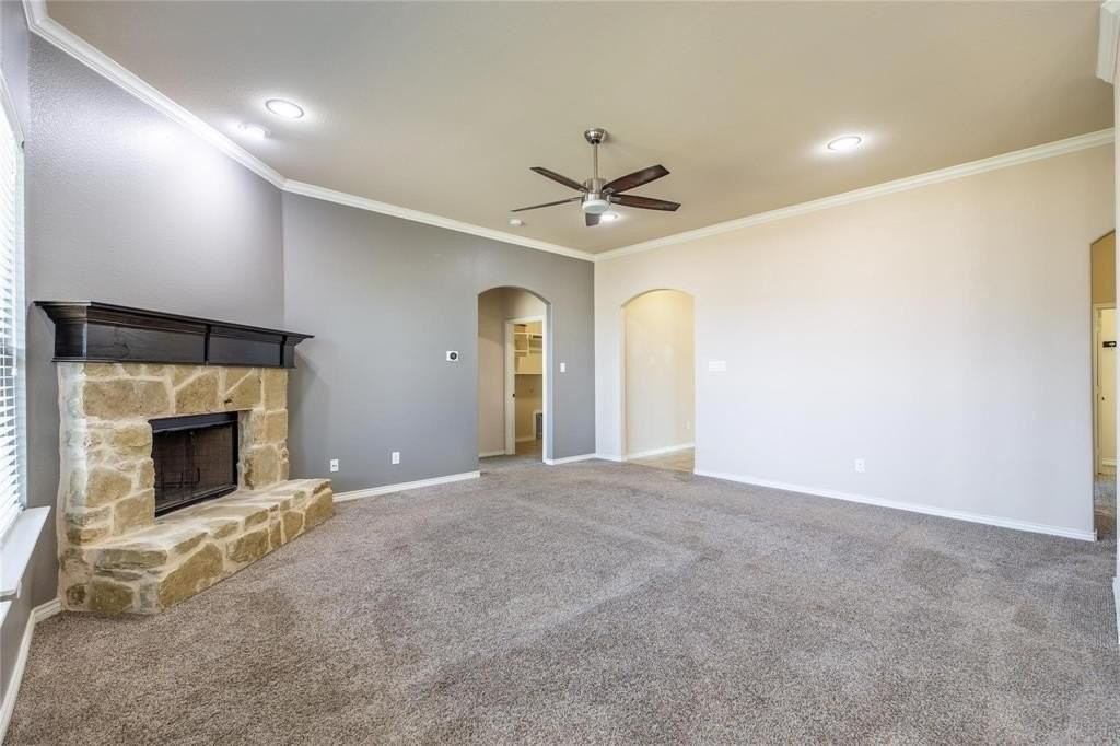 637 Peach Ln - Photo 5 of 23