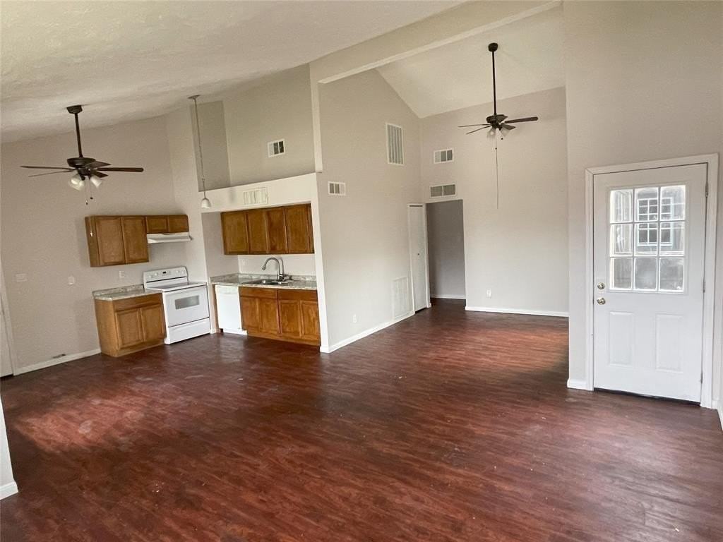 4113 Pepperbush Dr - Photo 3 of 14