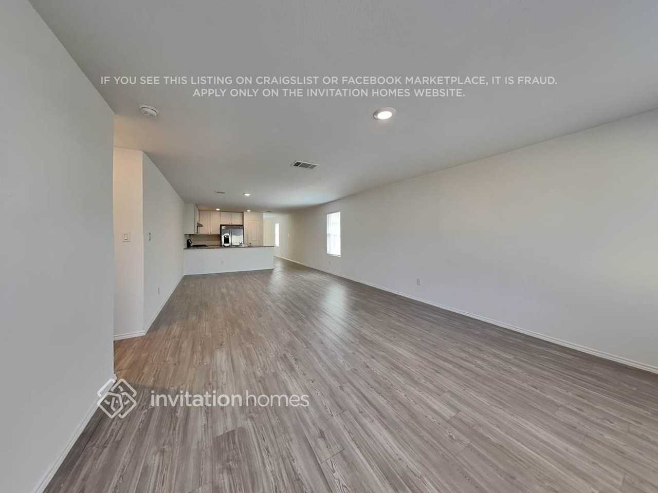 10515 Mcclintock Dr - Photo 3 of 10