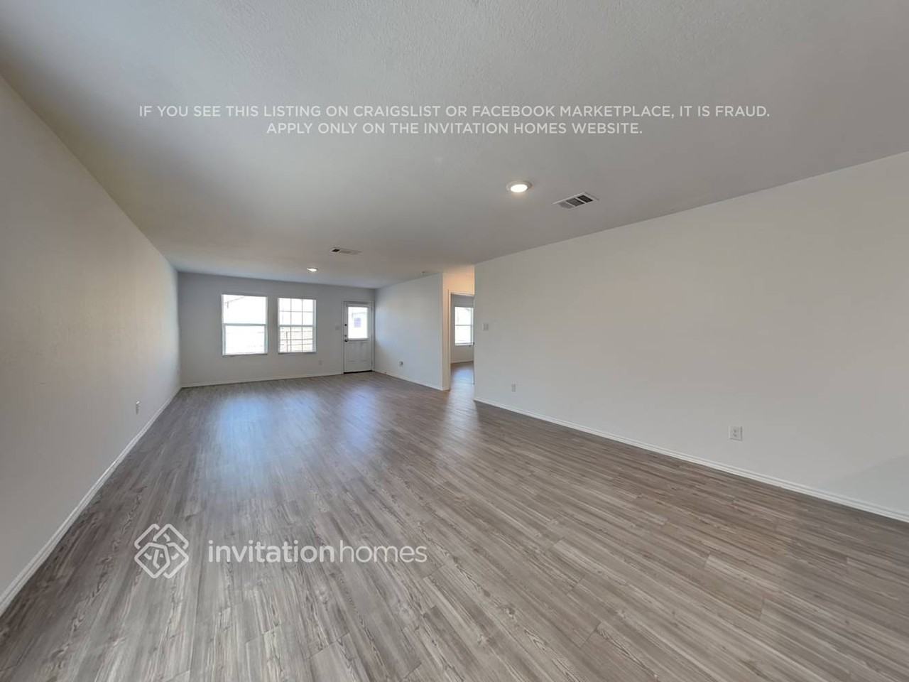 10515 Mcclintock Dr - Photo 4 of 10