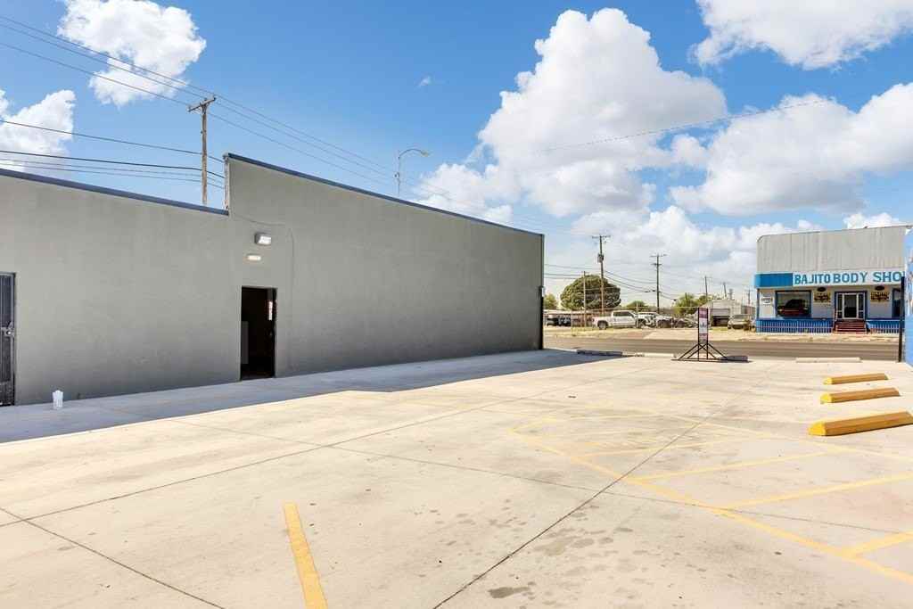 1500 N Grant Ave - Photo 2 of 17