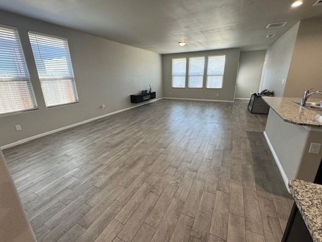 1818 Twin Falls Dr - Photo 5 of 14