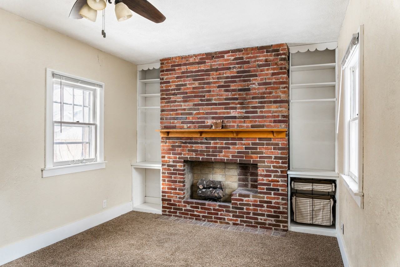 712 W 22nd St #712 - Photo 4 of 29