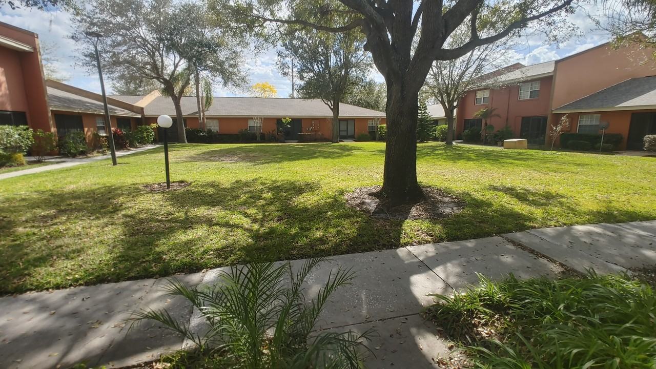 4800 Tangerine Ave #1 - Photo 5 of 5