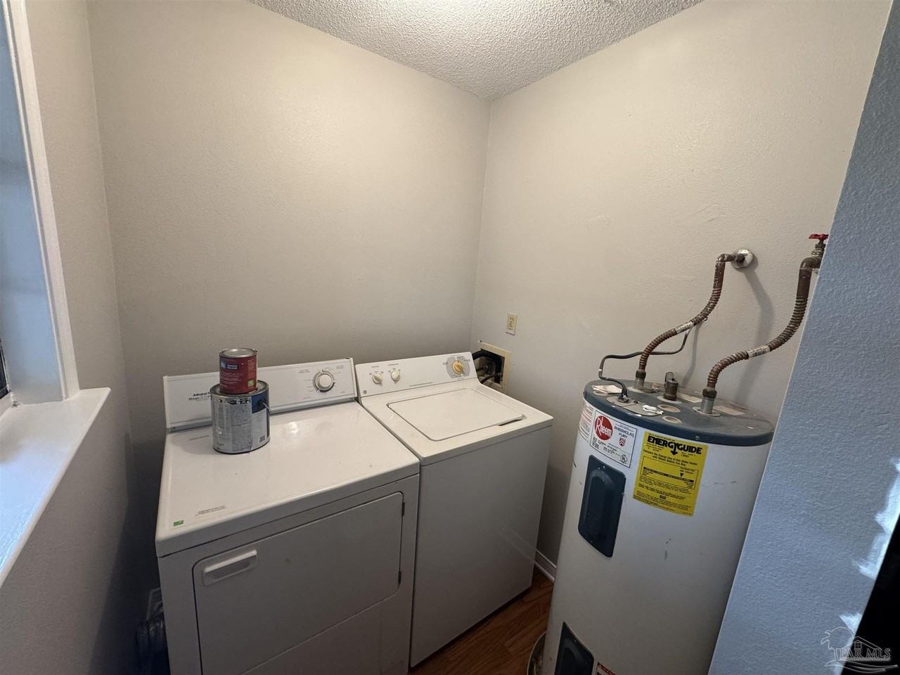 6417 Kennington Cir - Photo 6 of 17