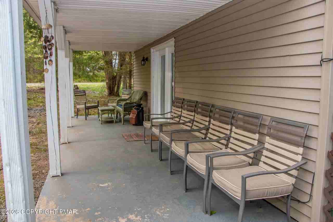 120 Woodland Pl - Photo 2 of 22