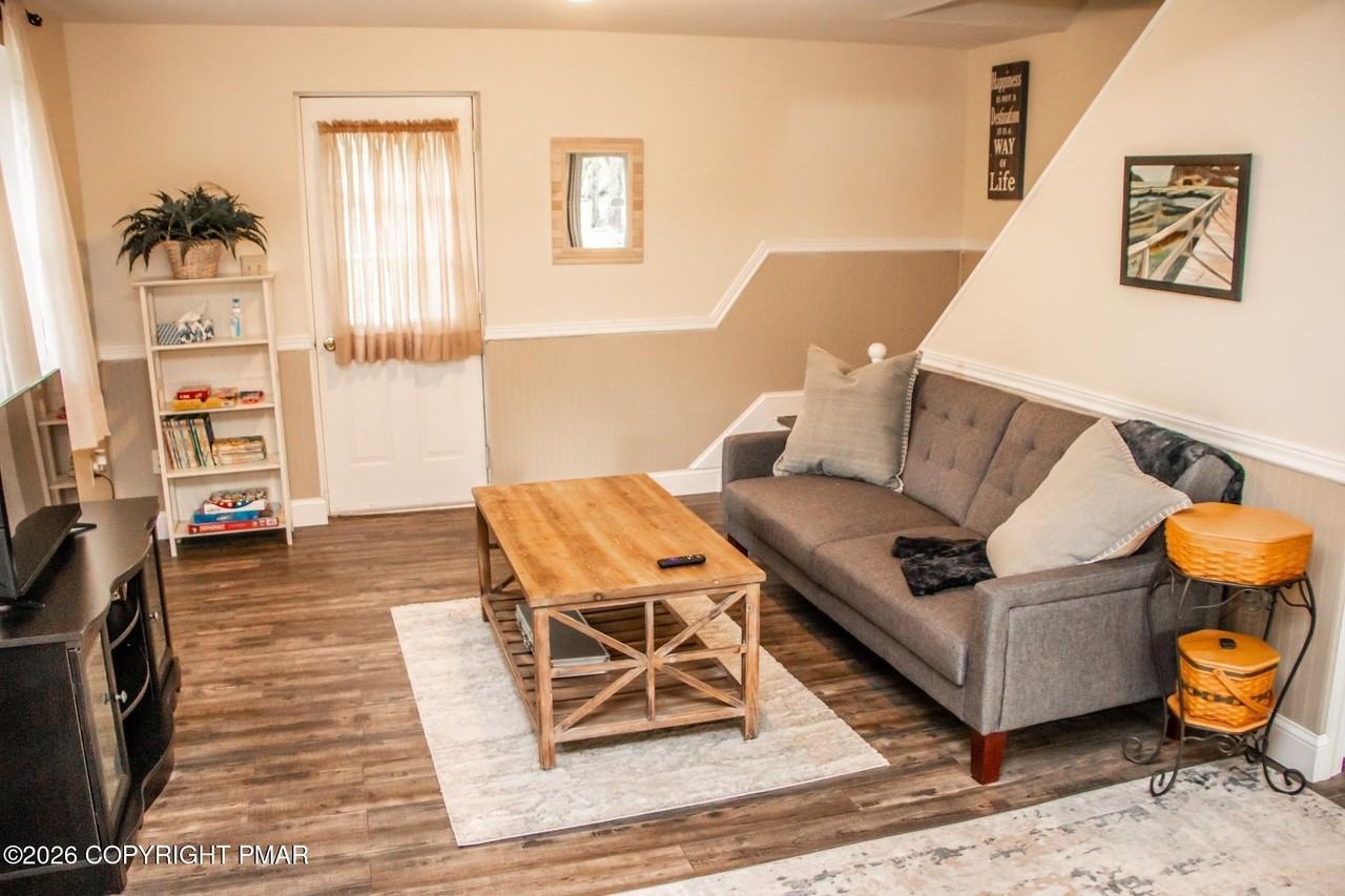 120 Woodland Pl - Photo 5 of 22