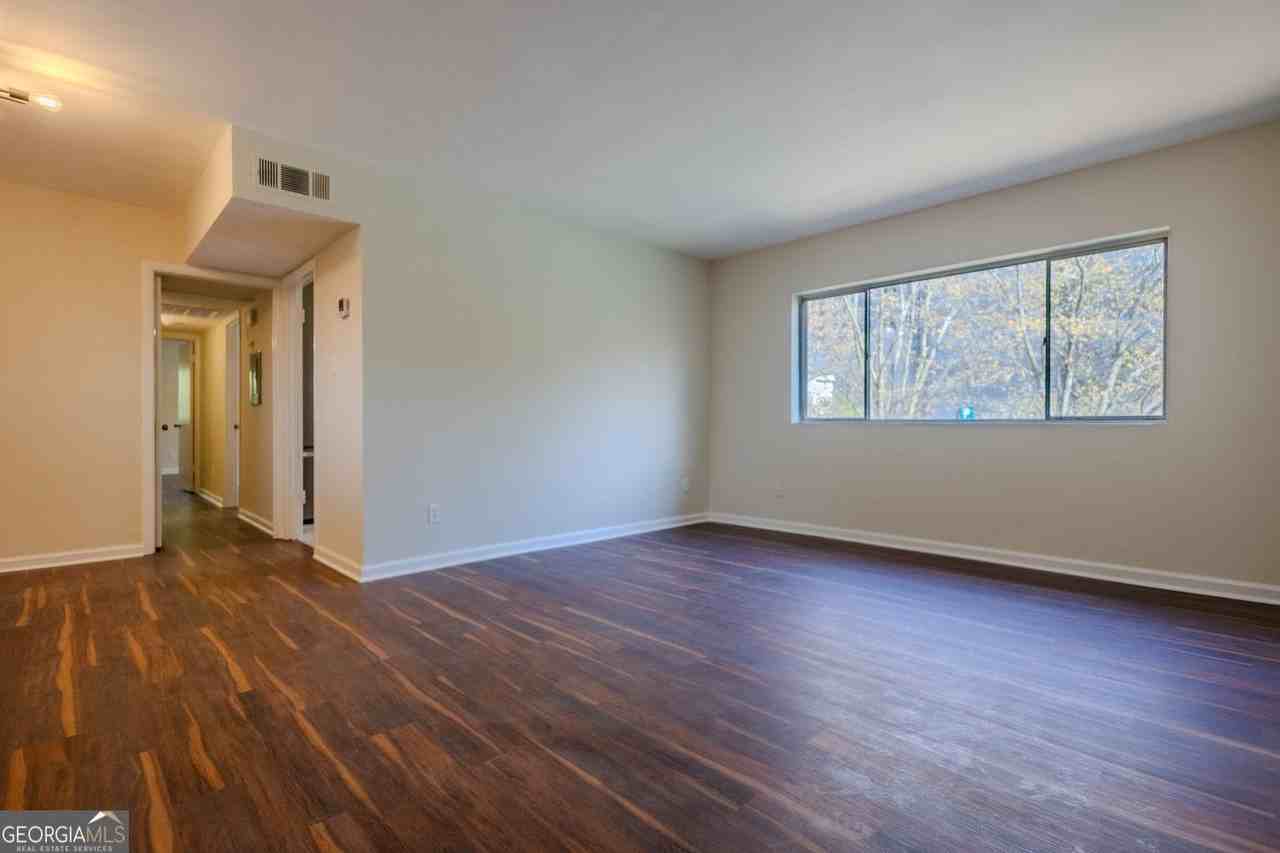 91 Rumson Rd Ne - Photo 2 of 19