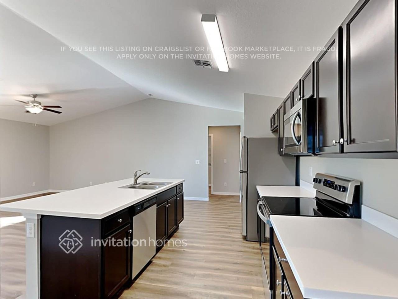 22238 New York Ave - Photo 5 of 21