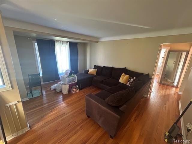 27225 Lyndon - Photo 2 of 10