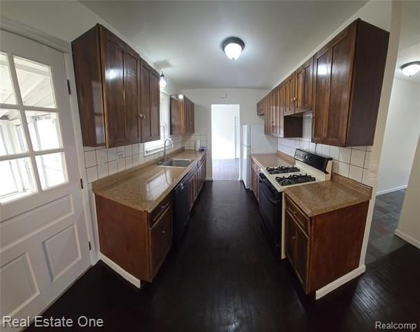 25825 Sierra Dr - Photo 4 of 18