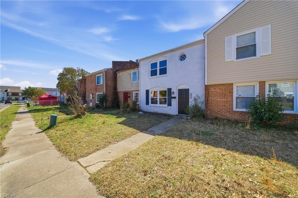 4025 Sloop Trl - Photo 3 of 33