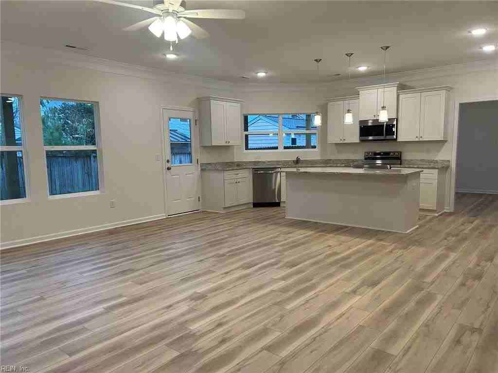 525 Carolina Ave - Photo 6 of 37