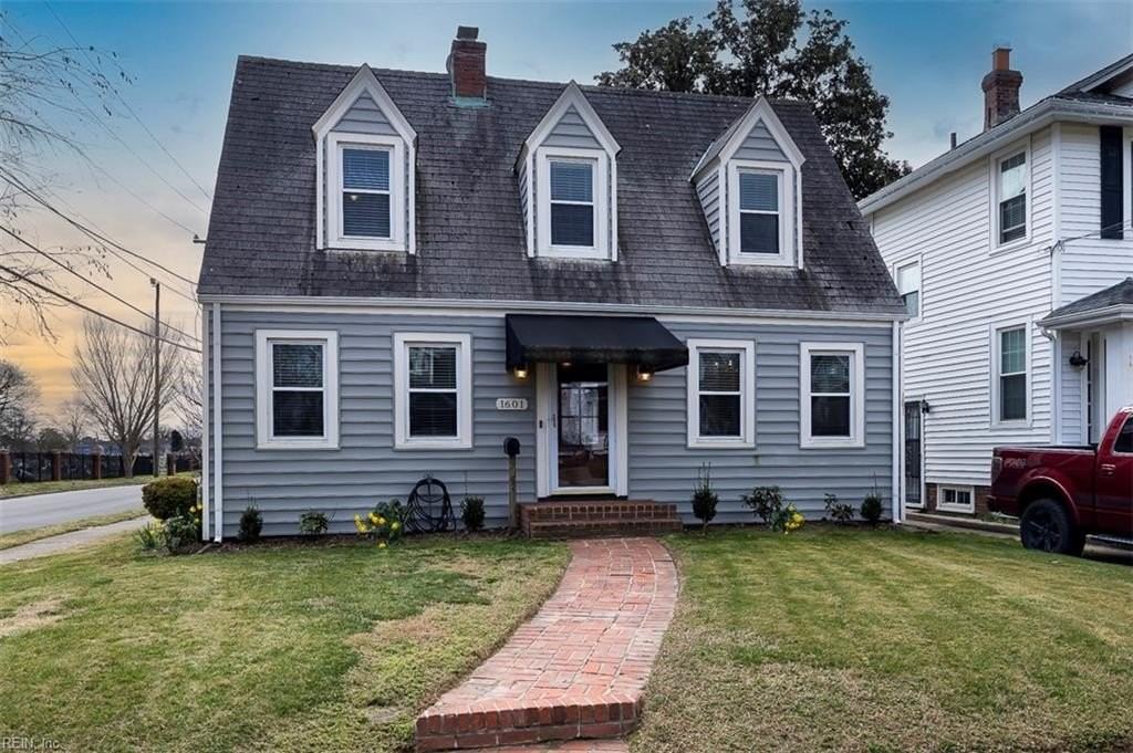 1601 A St - Photo 2 of 34