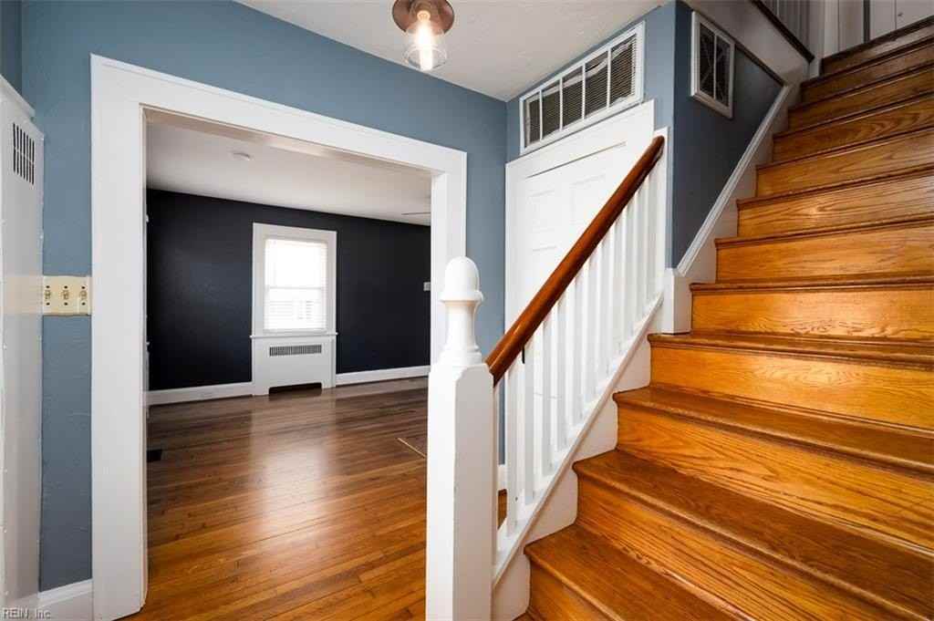 1601 A St - Photo 6 of 34