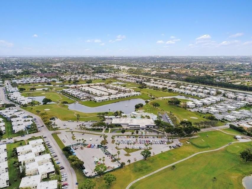 98 Capri C - Photo 3 of 14