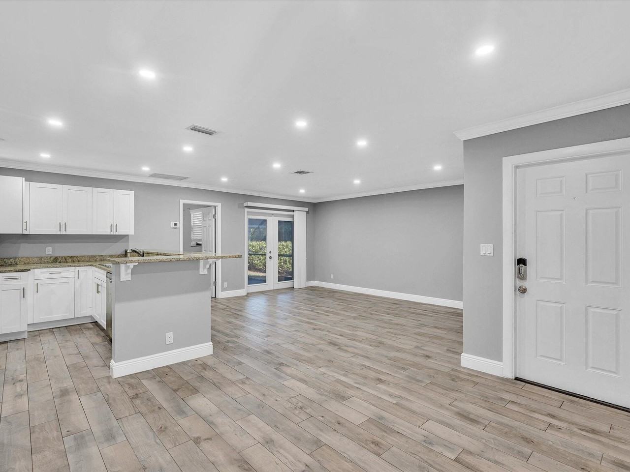 3880 Nw 79th Ave Unit N-S - Photo 7 of 44