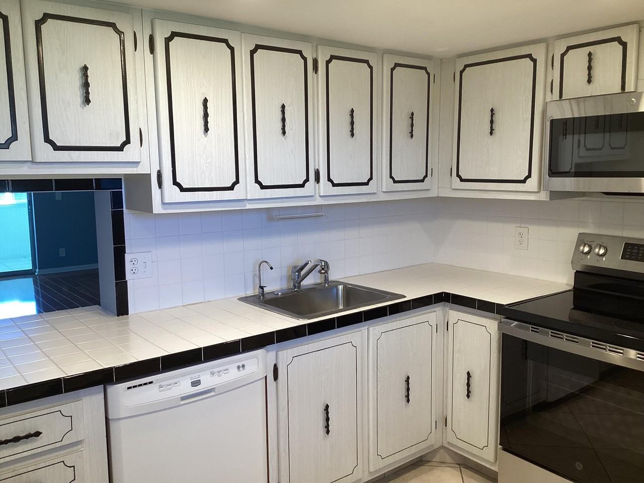 2600 Ne 1st Ln #418 - Photo 4 of 25