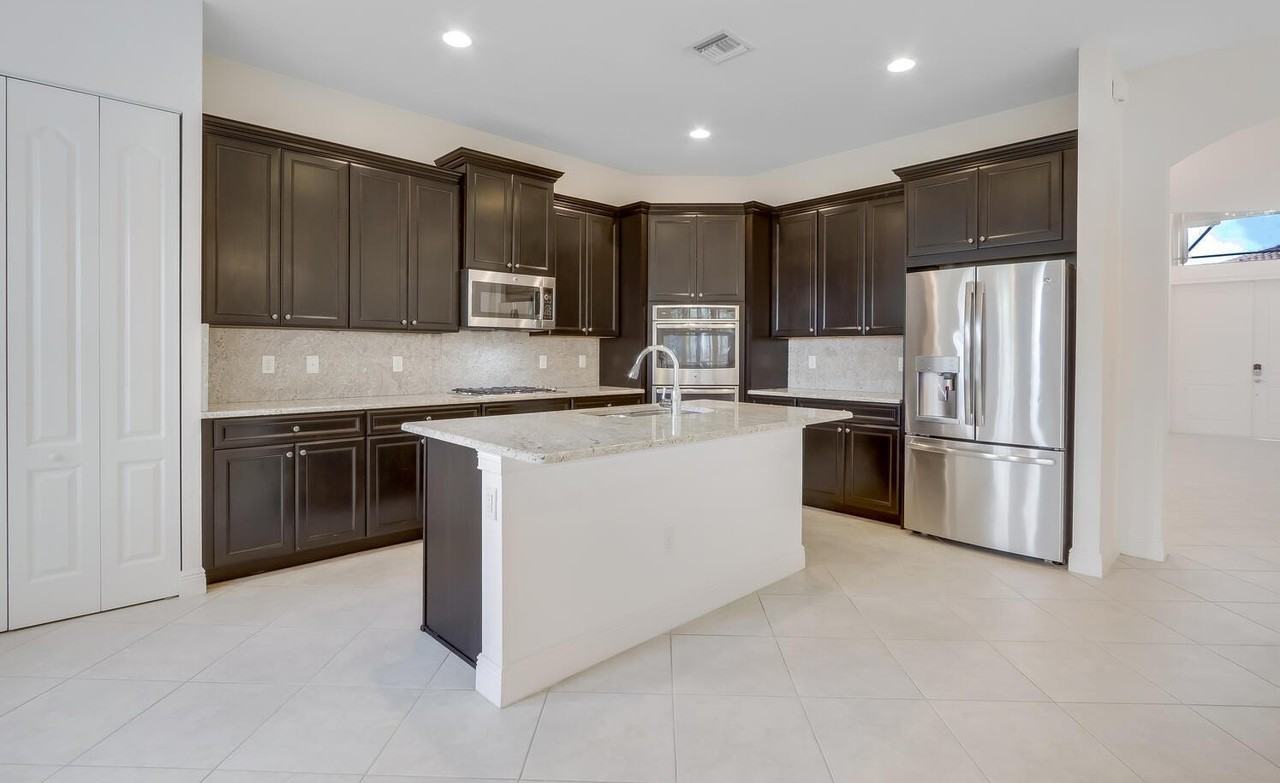 9761 S Miralago Way - Photo 3 of 10