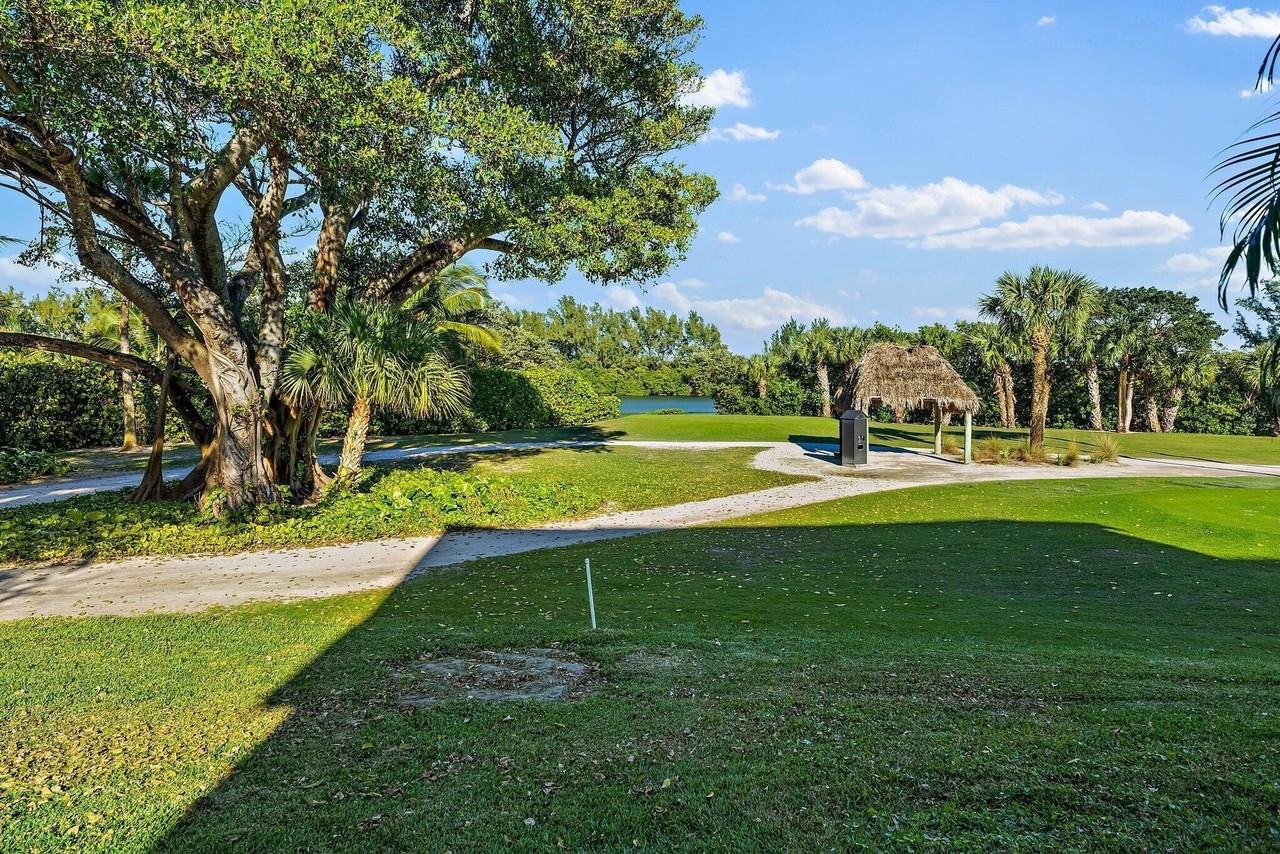 3902 Fairway Dr N - Photo 6 of 50