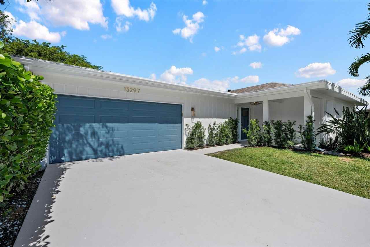 13297 Garth Ct - Photo 4 of 50