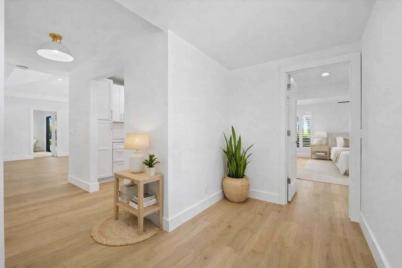 13297 Garth Ct - Photo 5 of 50