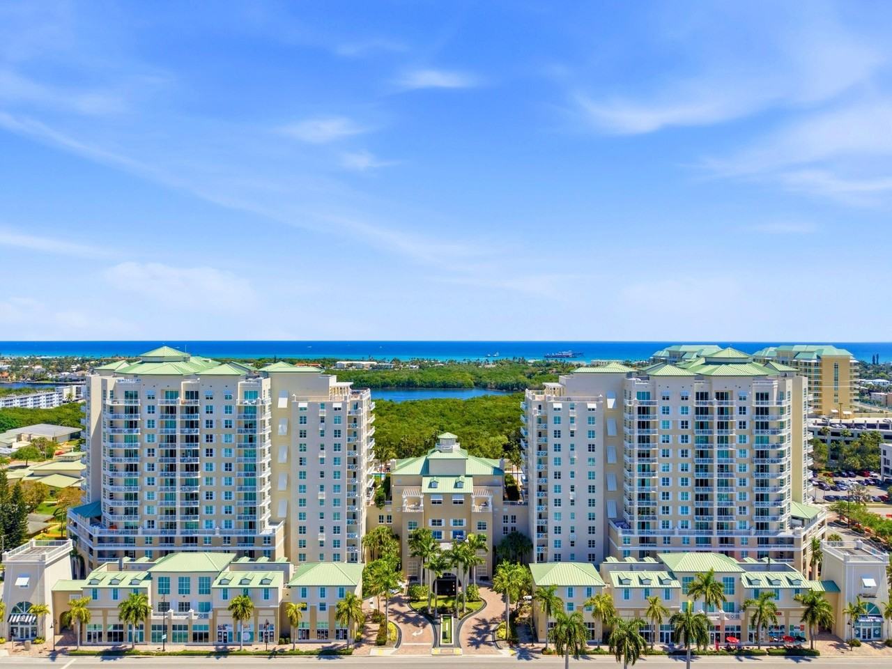 350 N Federal Hwy #PH09 - Photo 3 of 44