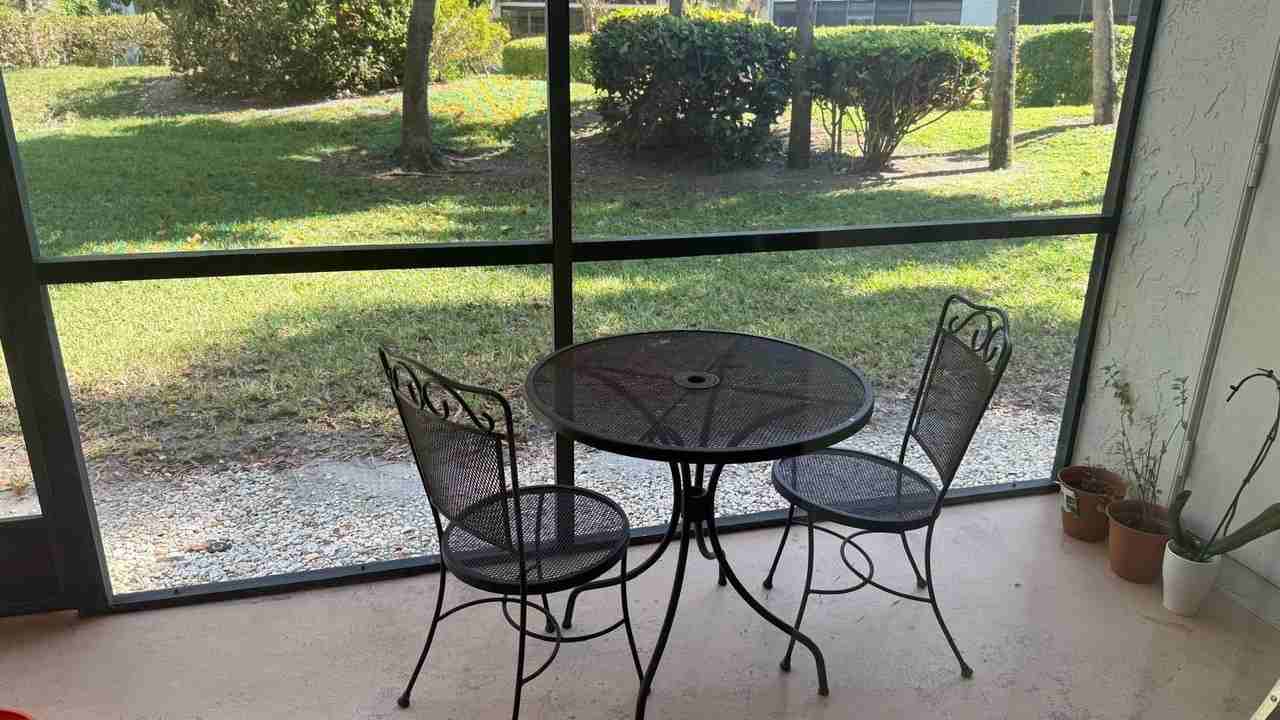 1284 S Military Trl Apt 215 - Photo 4 of 9