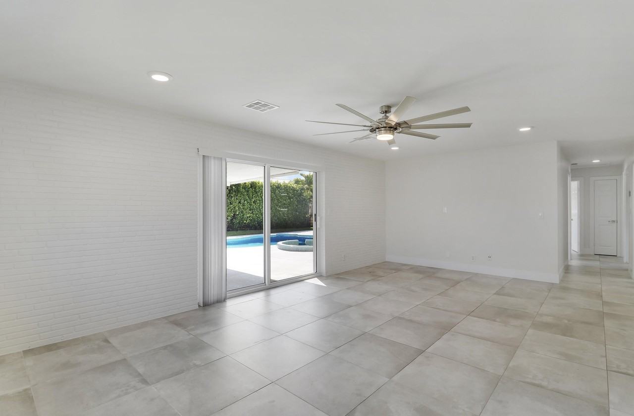 636 Eastwind Dr - Photo 7 of 39