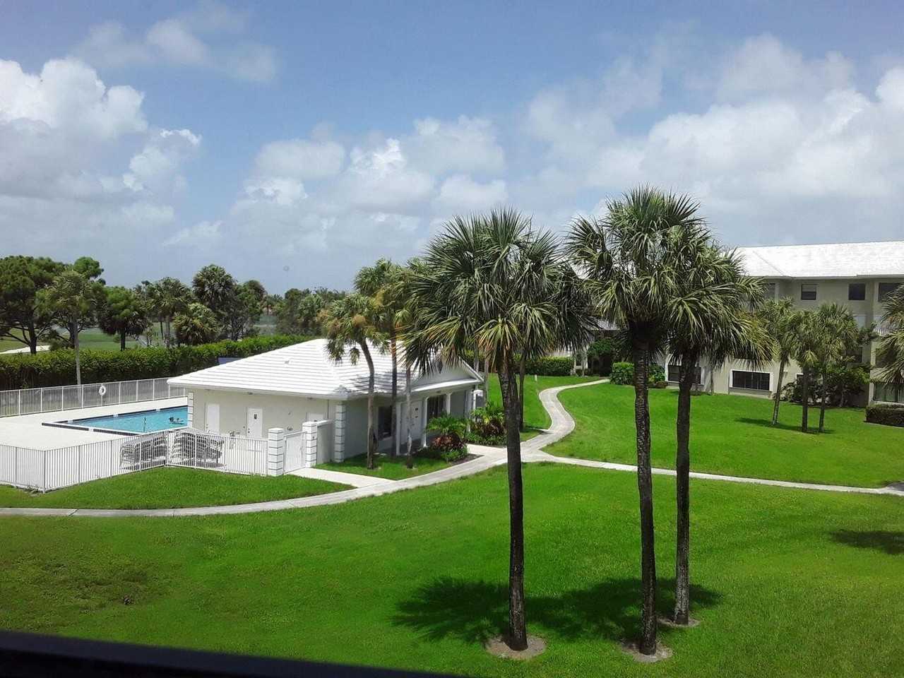 3501 Village Blvd Apt 403 - Photo 2 of 19