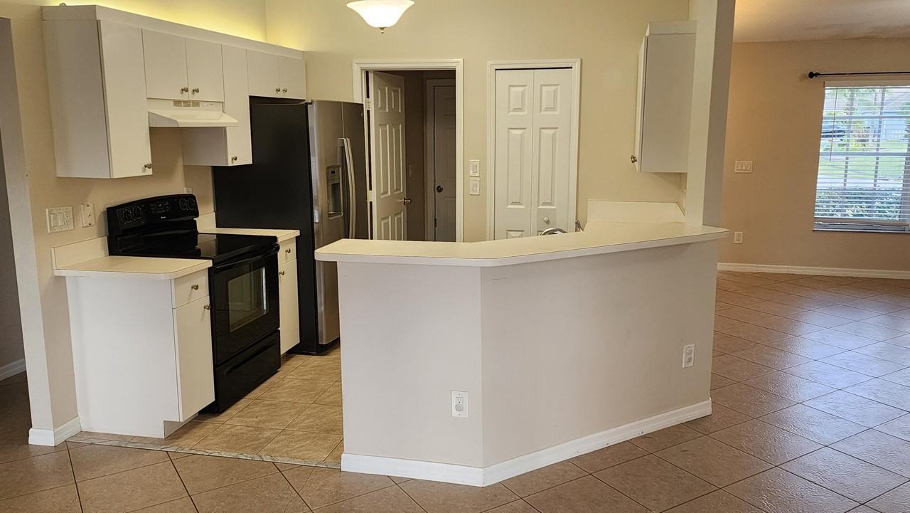 4220 Sw Jarmer Rd - Photo 5 of 13