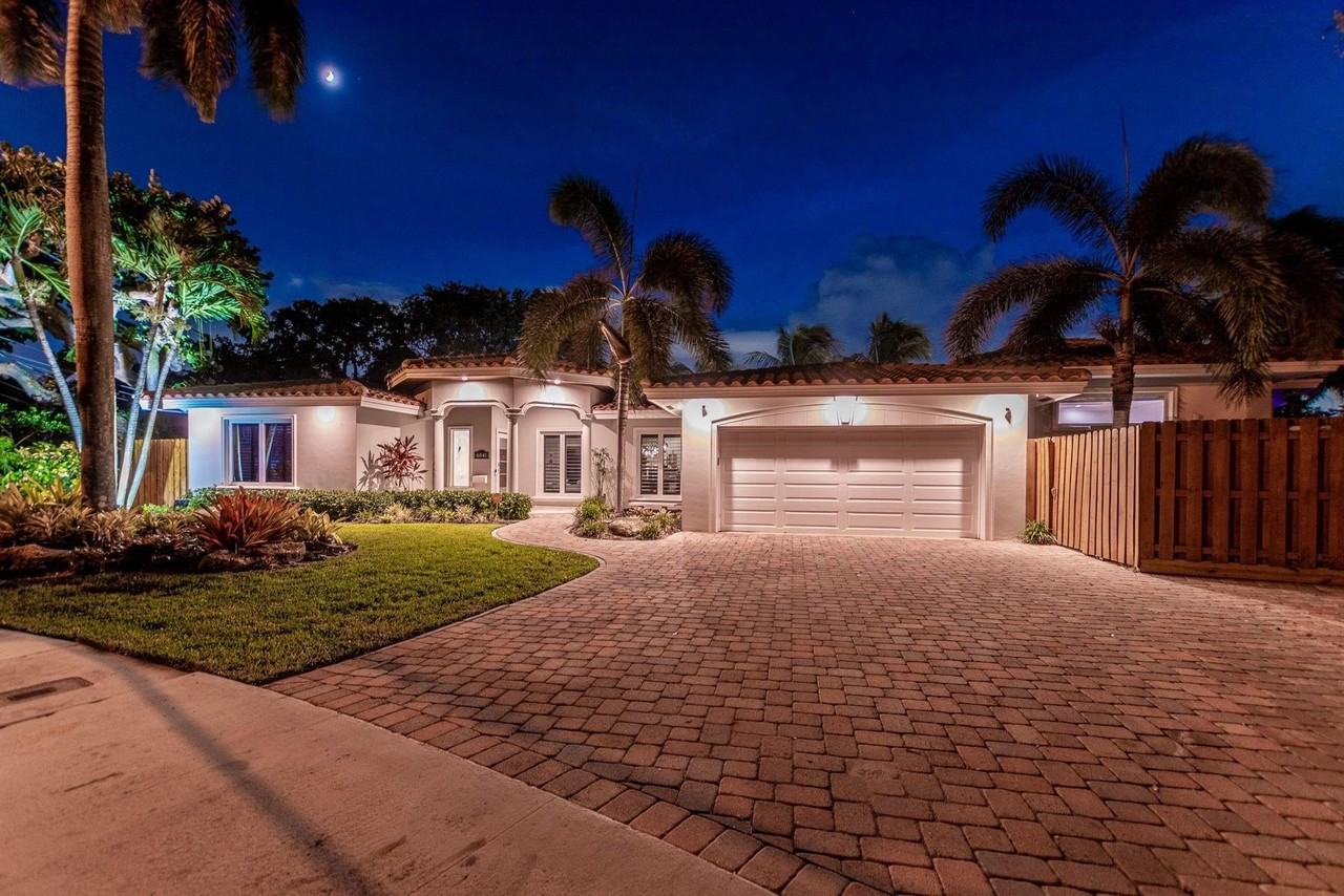 6541 Ne 20th Ave - Photo 2 of 41