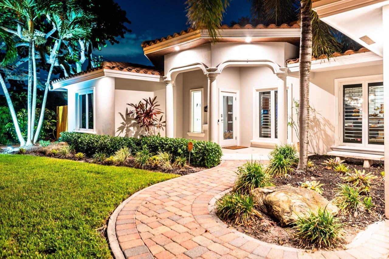 6541 Ne 20th Ave - Photo 4 of 41