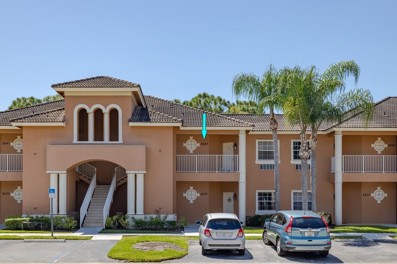 8243 Mulligan Cir Unit 3522 - Photo 3 of 32