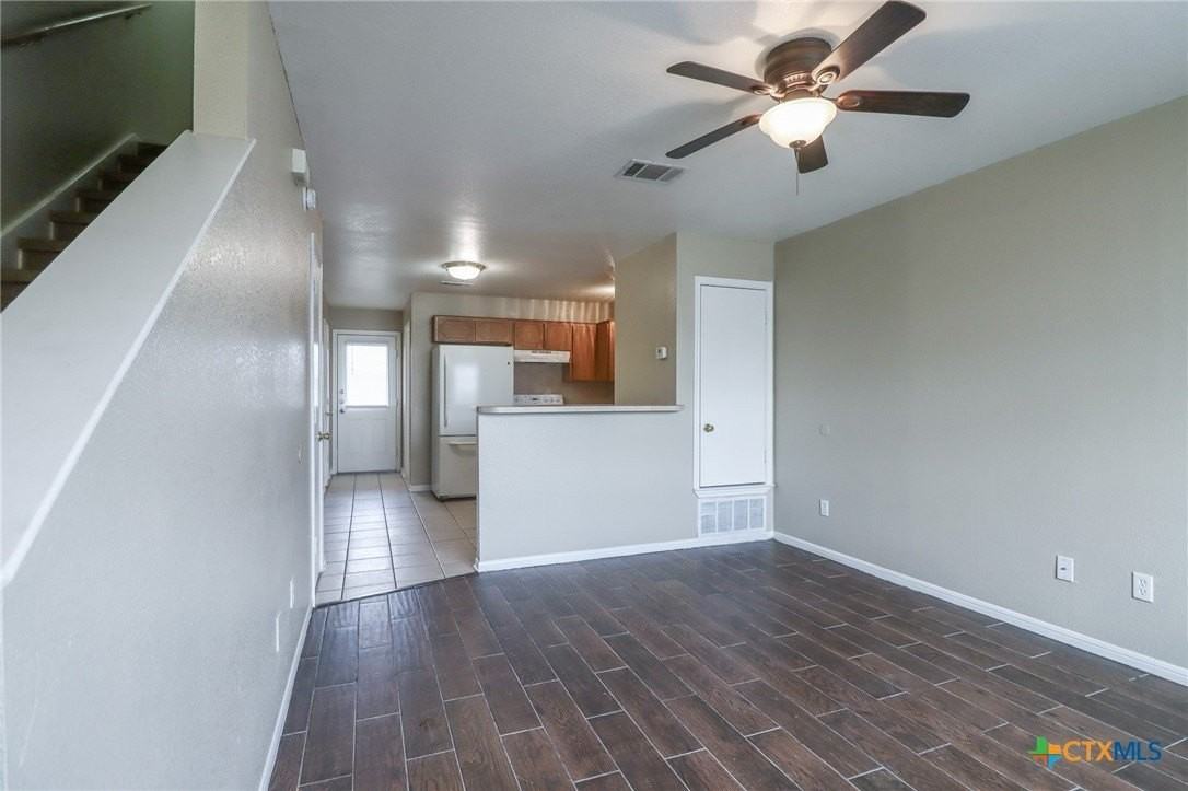 807 Leifester Cir #B - Photo 6 of 15