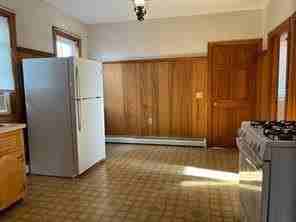 205 Franklin St - Photo 3 of 14