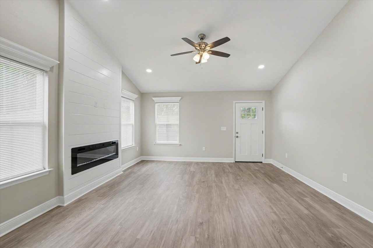 37 Haida Trl - Photo 3 of 36